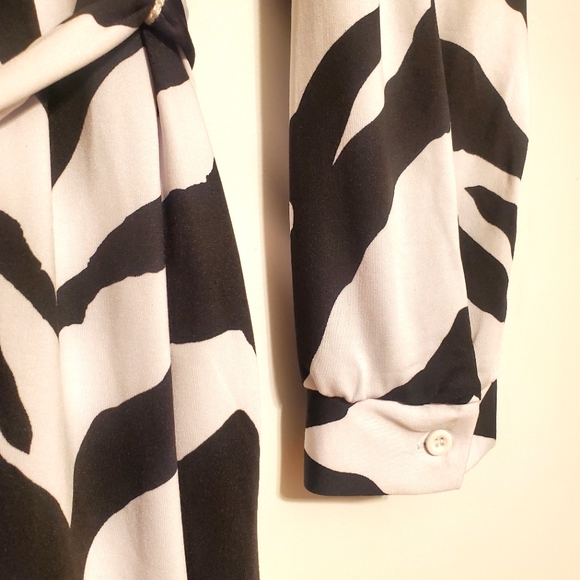 Zebra Print Ellie Dress - Picture 2 of 3